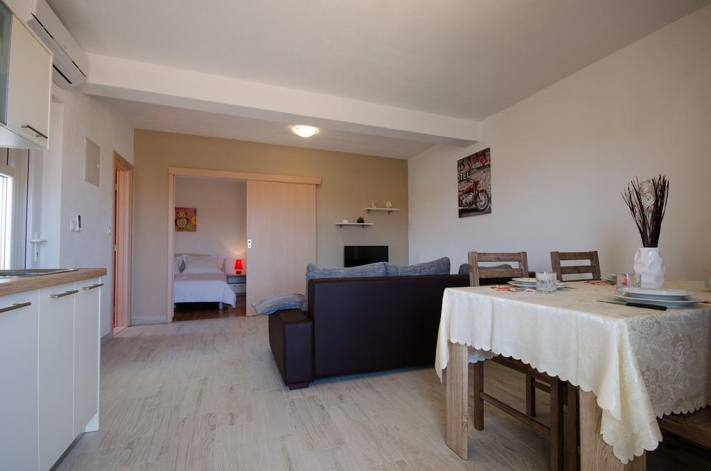 Apartment Danijela Traù Camera foto